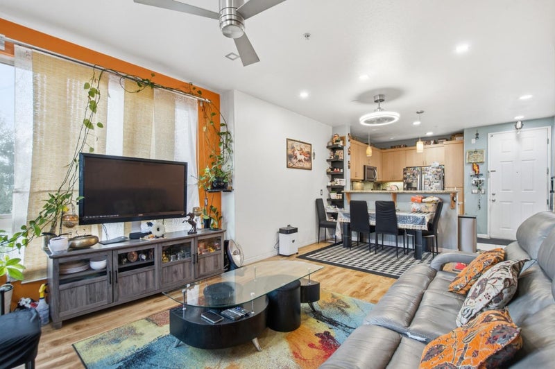 1101 South Main Street 212