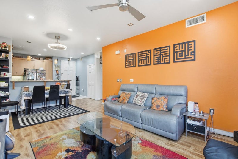 1101 South Main Street 212
