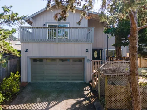 1129 Acacia Street, Montara, CA 94037 - #: ML82038681