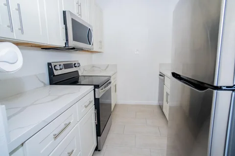 MLS: ML82056792