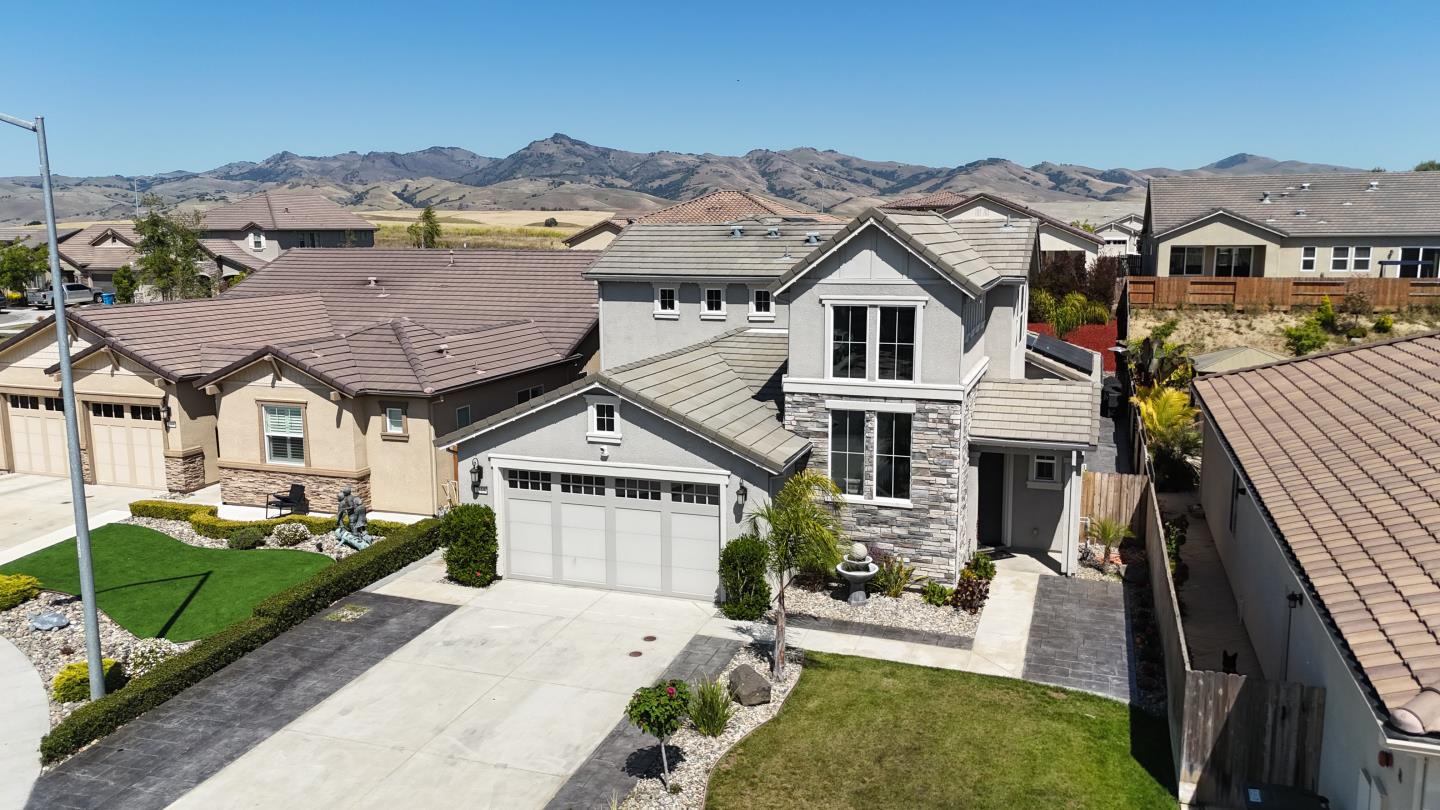 1515 Goldenstar Court