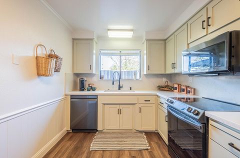 Tiny photo for 330 Woodside Drive #105, SALINAS, CA 93901 (MLS # ML82032790)