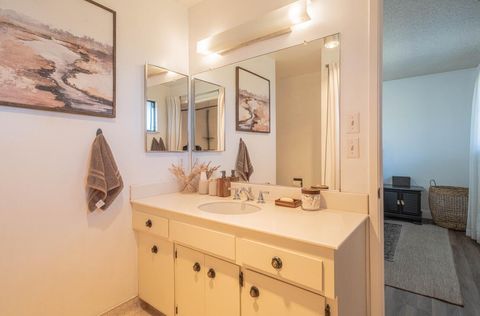 Tiny photo for 330 Woodside Drive #105, SALINAS, CA 93901 (MLS # ML82032790)