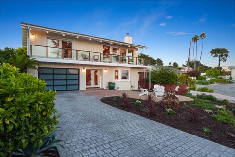Photo of 325 Kingsbury Drive, APTOS, CA 95003 (MLS # ML82022672)