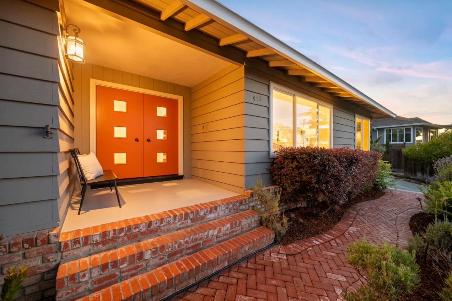 912 Viewridge Drive
