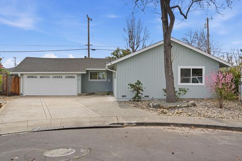 Photo of 150 Kit Carson Court, Santa Clara, CA 95050 (MLS # ML82031097)