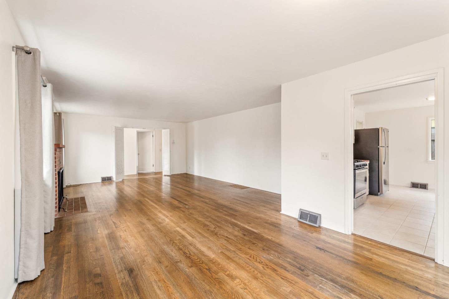 0 SE Corner of 2nd & Guadalupe