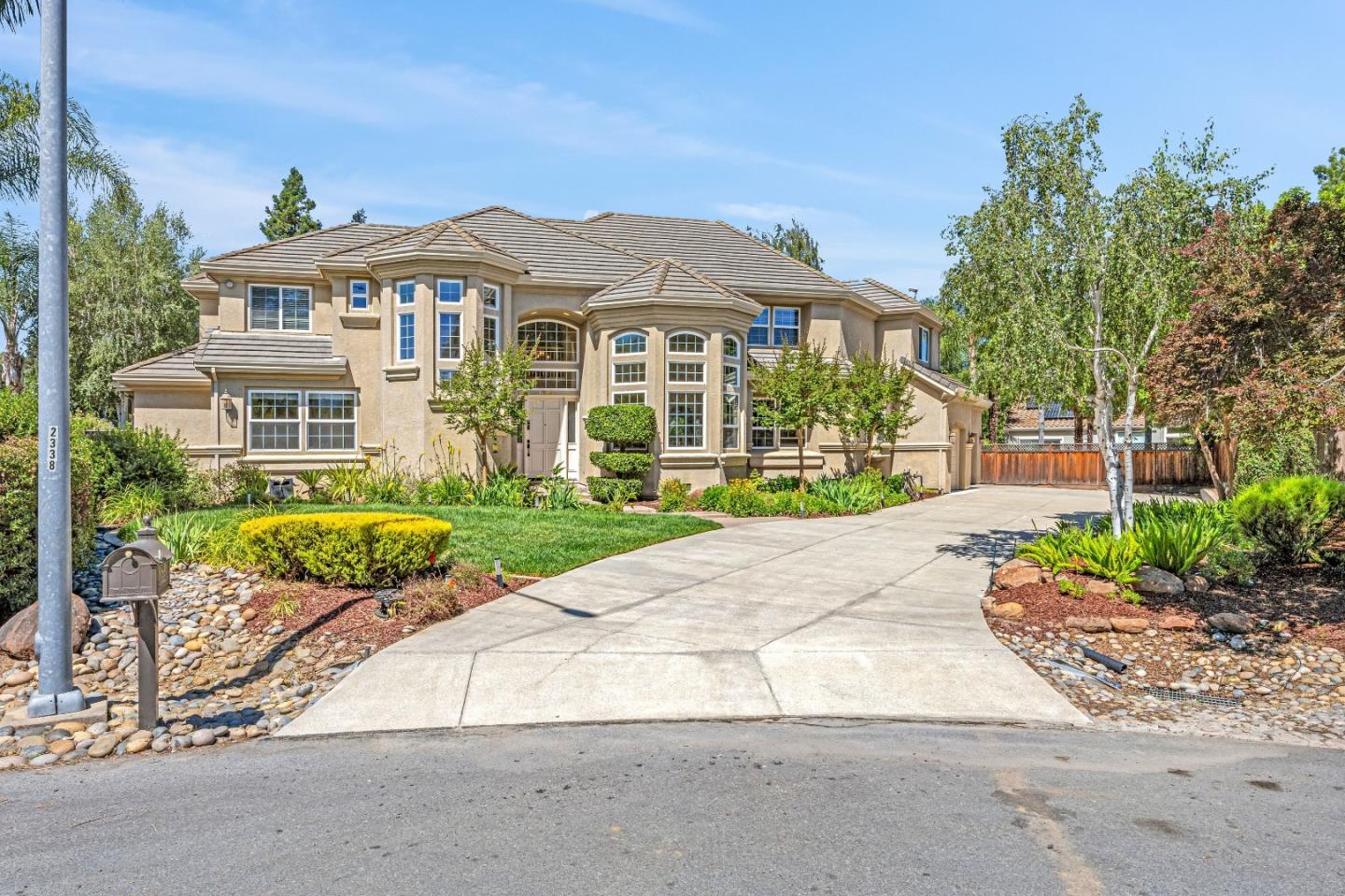 1815 Silverwings Court