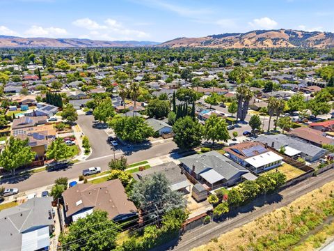 Tiny photo for 5737 Indian Avenue, SAN JOSE, CA 95123 (MLS # ML82051890)