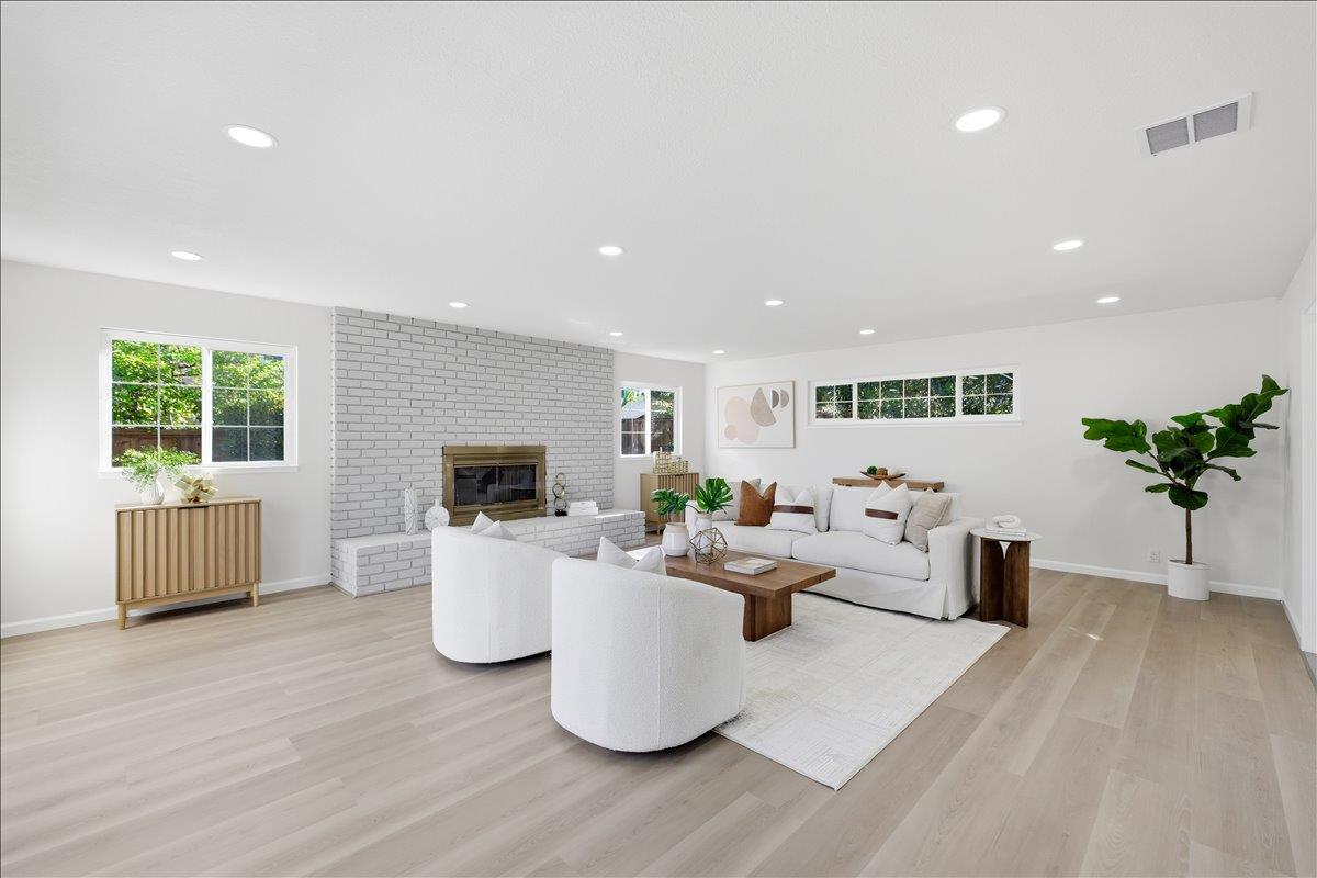 6190 Bellhaven Place