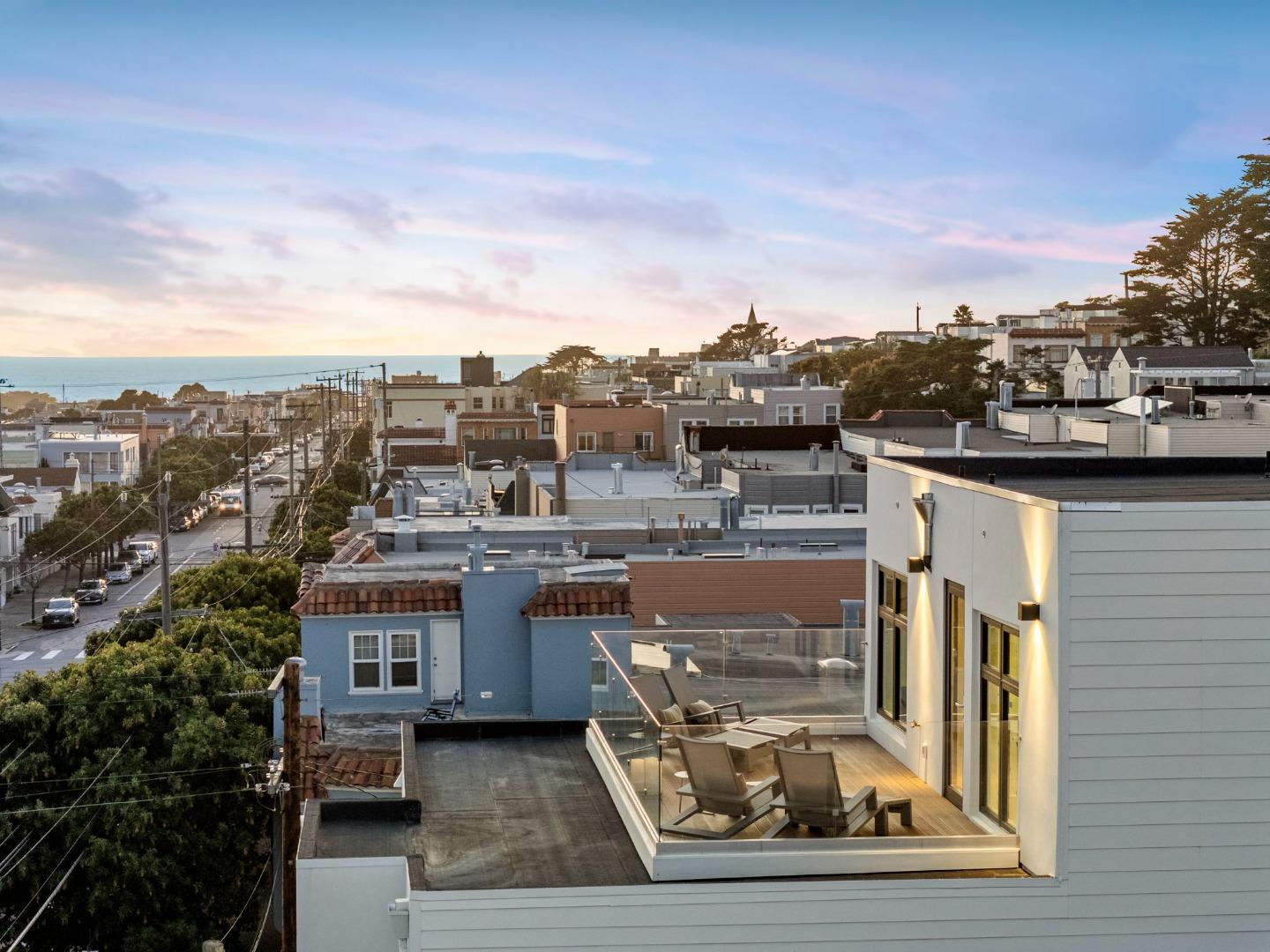 2750 Cabrillo Street