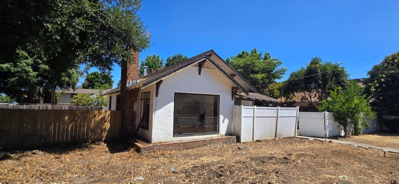 393 Beemer Avenue