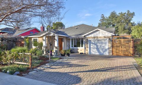 Photo of 15171 Chelsea Drive, SAN JOSE, CA 95124 (MLS # ML82029014)