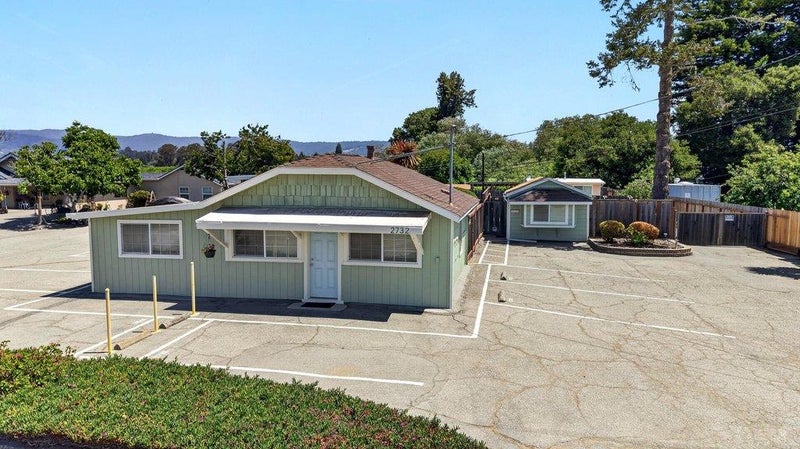 2732 Freedom Boulevard
