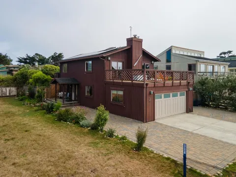 86 Madrone Avenue, Moss Beach, CA 94038 - #: ML82020286