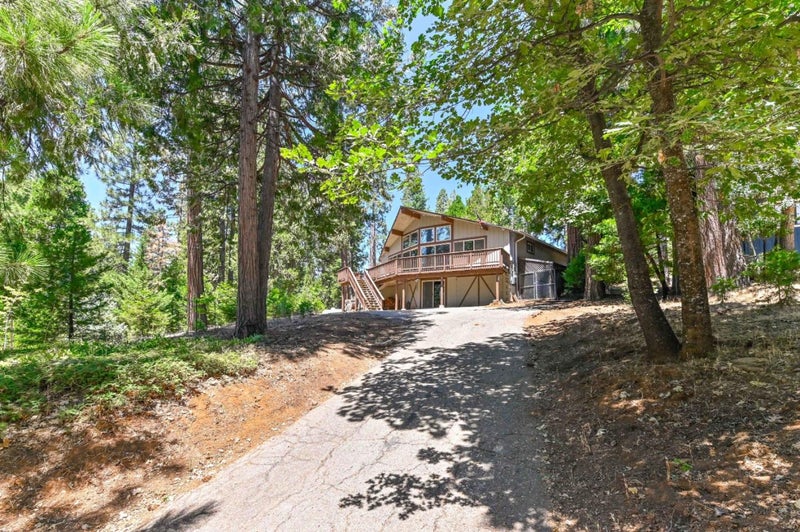 2320 Mustang Road