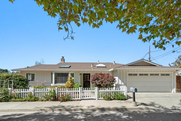 133 FAIRLAND WAY, SANTA CRUZ, CA 95065 - Image e9e8e74c0dc8a72f7d02b832d9c5994e/3579057337