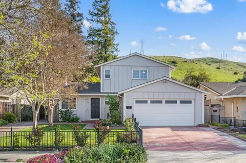 286 Curie Drive, San Jose, CA 95119 - #: ML81999794