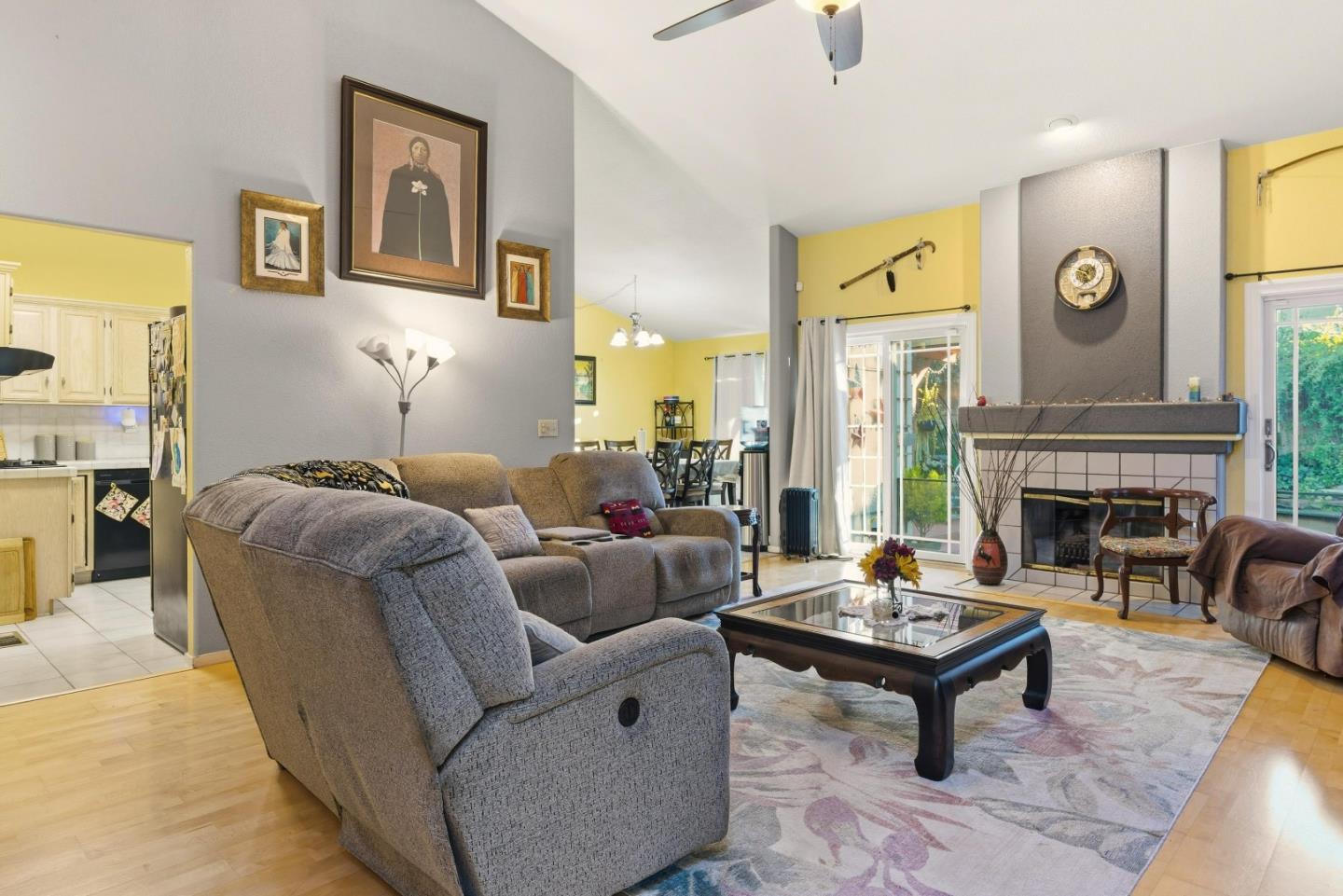 1521 Las Brisas Drive