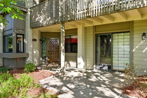 Photo of 8501 Grenache Court, SAN JOSE, CA 95135 (MLS # ML82023727)