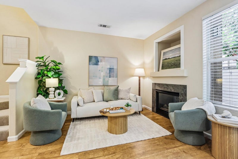 363 Oleander Drive