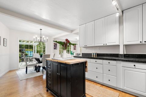 Tiny photo for 600 Cook Way, Ben Lomond, CA 95005 (MLS # ML82036586)