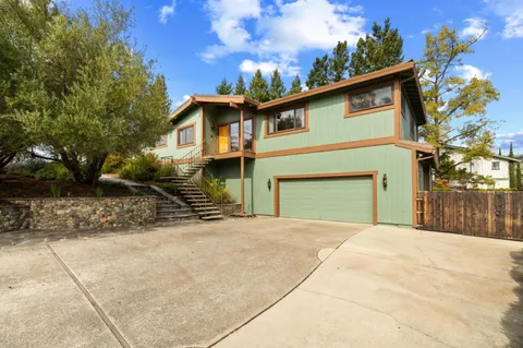 17370 Lakeview Drive, Morgan Hill, CA 95037 - MLS#: ML81993524