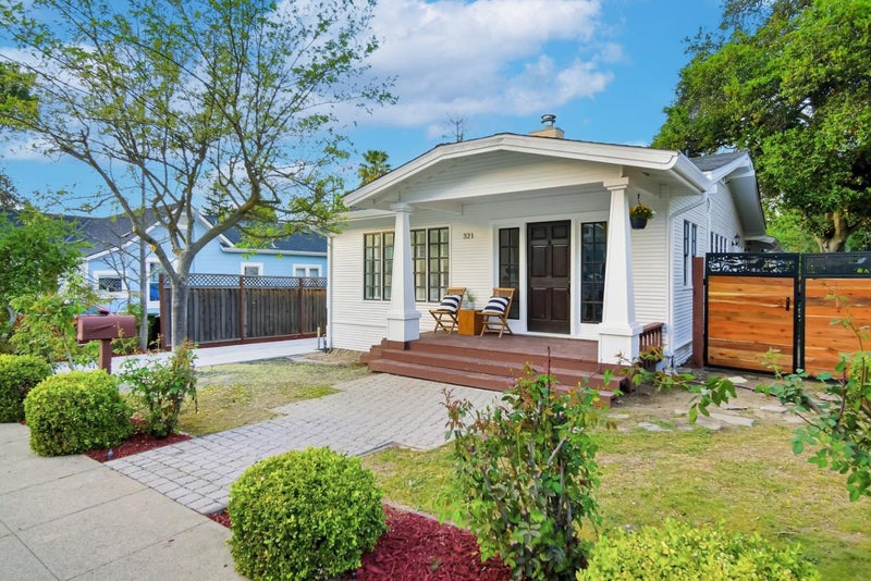 321 Johnson Avenue