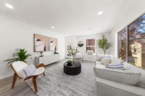 688 Applause Place, San Jose, CA 95134 - #: ML81998171
