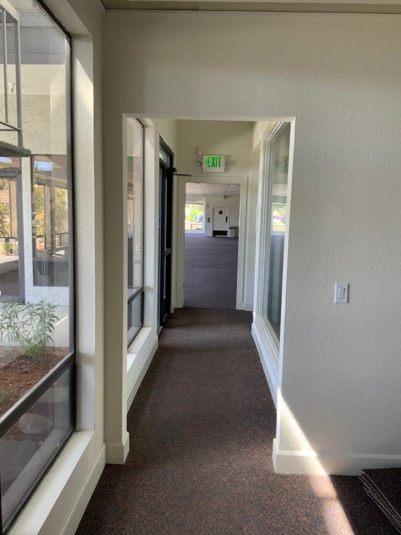 2880 Soquel Avenue 1