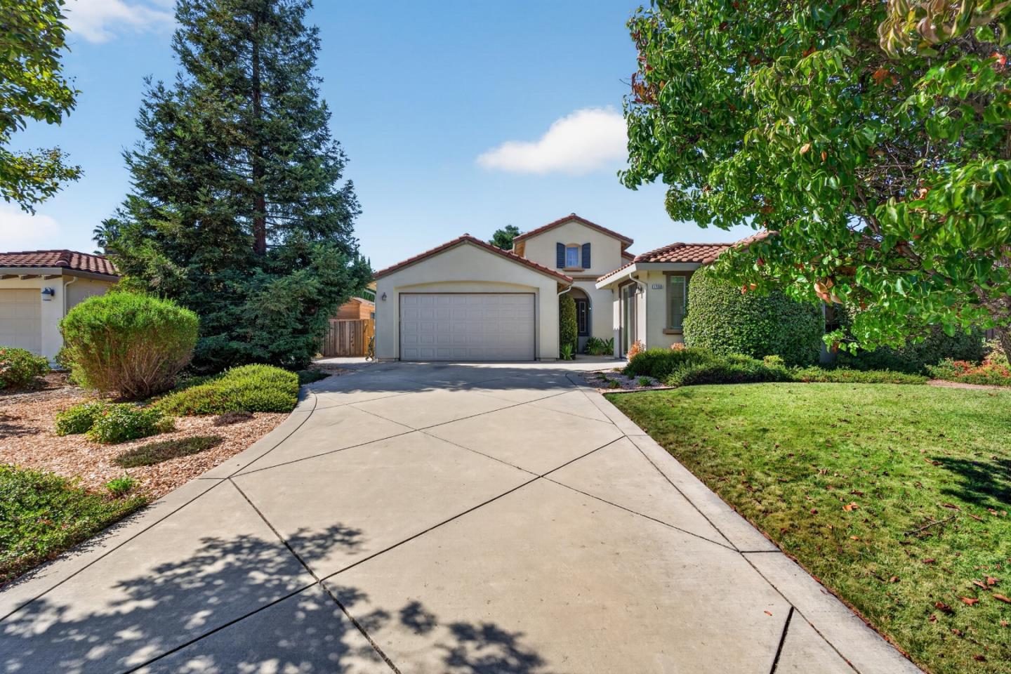 17395 Pineau Court