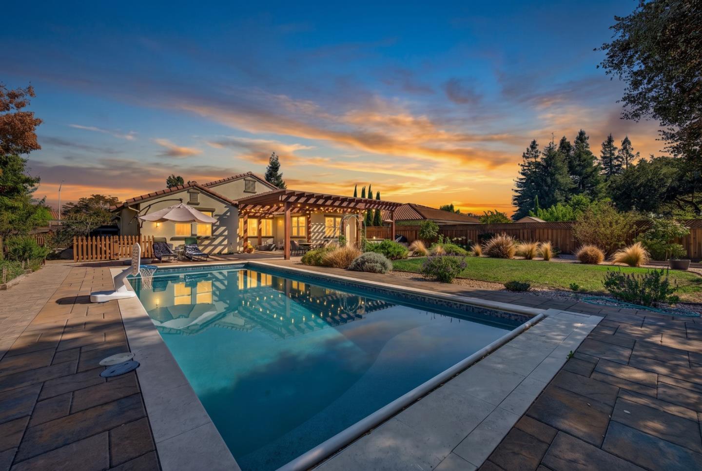 17395 Pineau Court