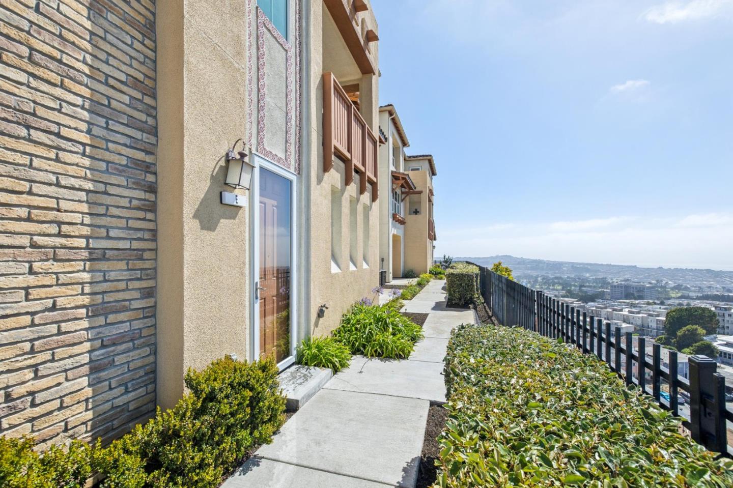 3001 Ocean View Court E