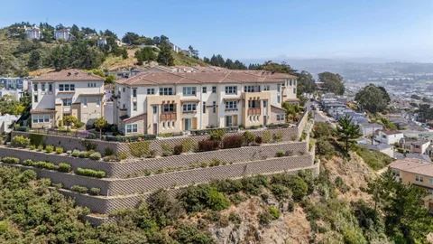 3001 Ocean View Court Unit E, Daly City, CA 94014 - #: ML82052978