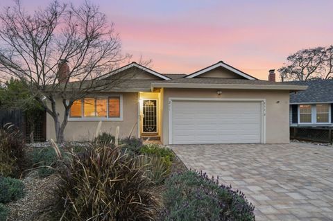 Photo of 211 Beegum Way, San Jose, CA 95123 (MLS # ML82035871)