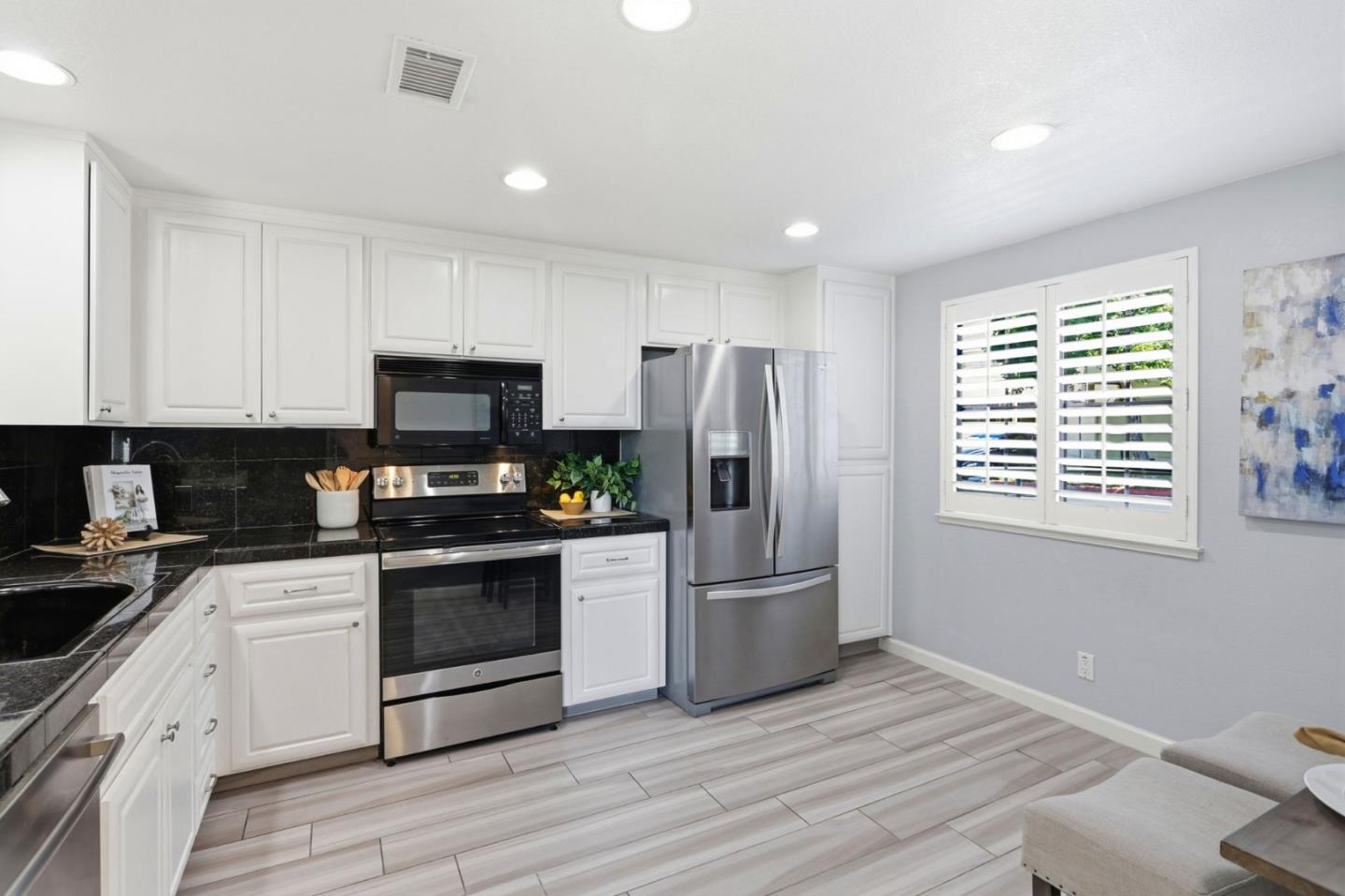 3156 Heather Ridge Drive