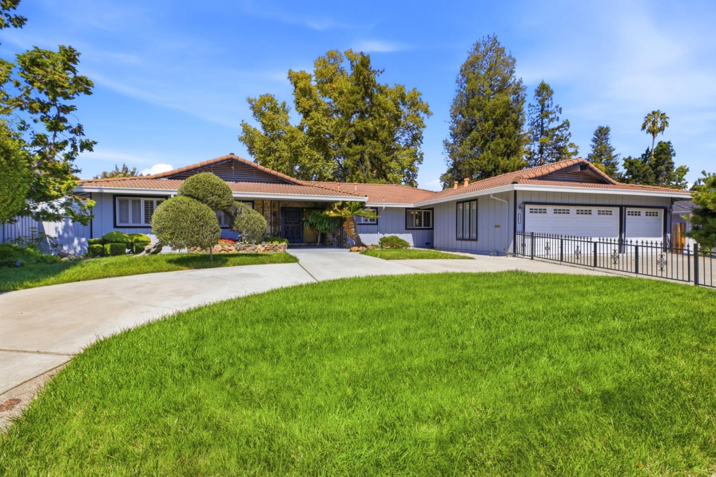 1427 Glen Ellen Way