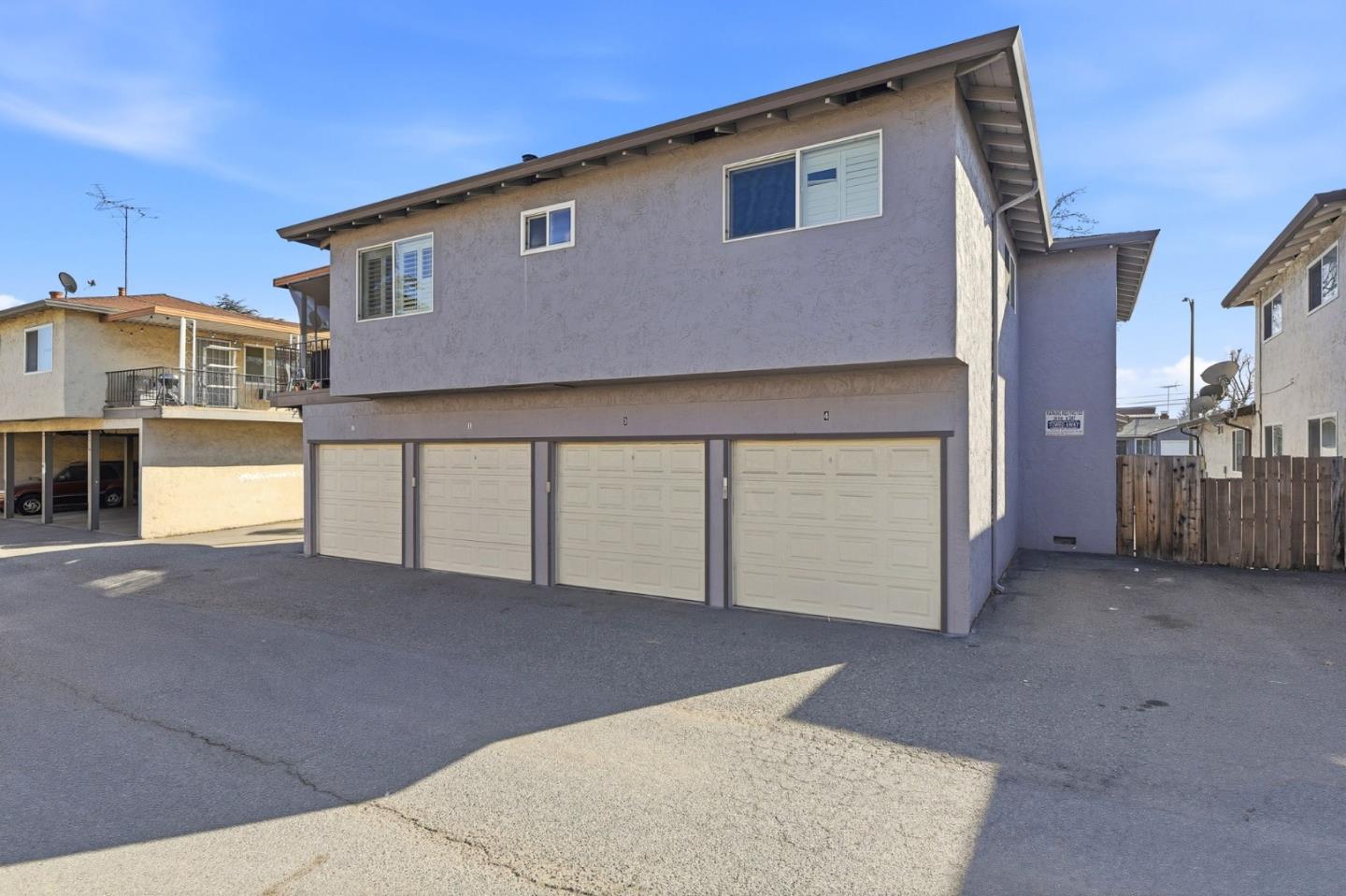 4361 Blackford Avenue