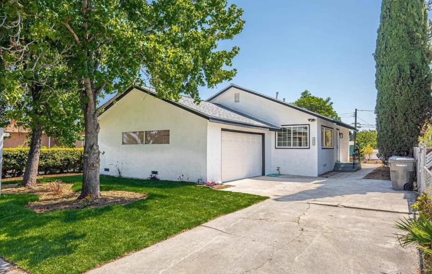 635 Paraiso Avenue