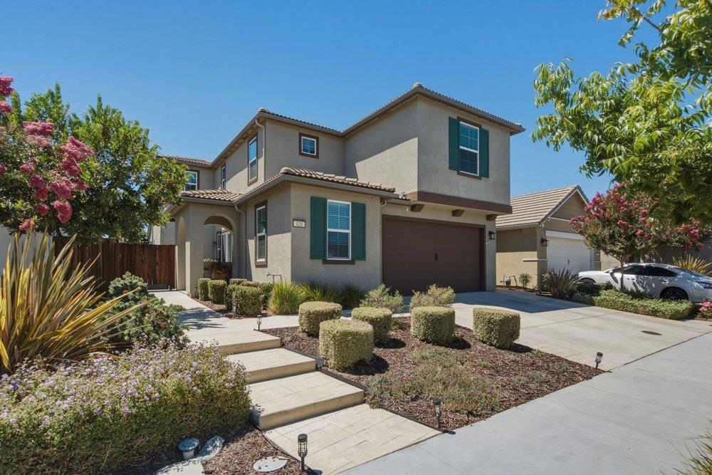 420 Alicante Drive