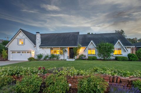 Photo of 186 Lu Ray Drive, Los Gatos, CA 95032 (MLS # ML82048128)