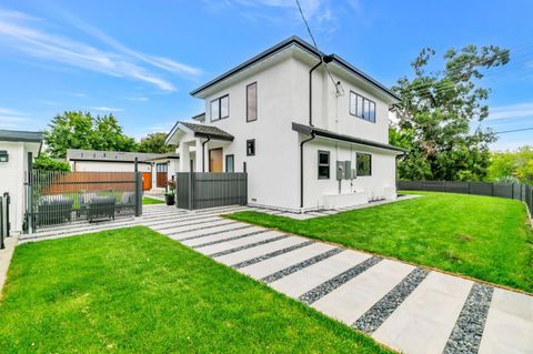 Tiny photo for 665 Hawthorne Avenue, CAMPBELL, CA 95008 (MLS # ML82020807)