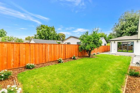 Tiny photo for 665 Hawthorne Avenue, CAMPBELL, CA 95008 (MLS # ML82020807)