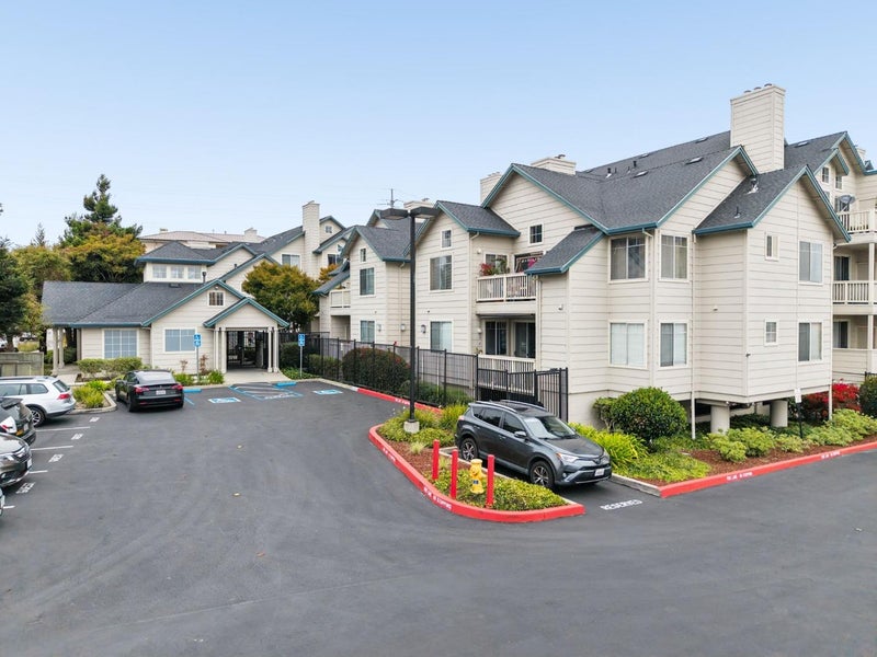 1400 El Camino Real 220