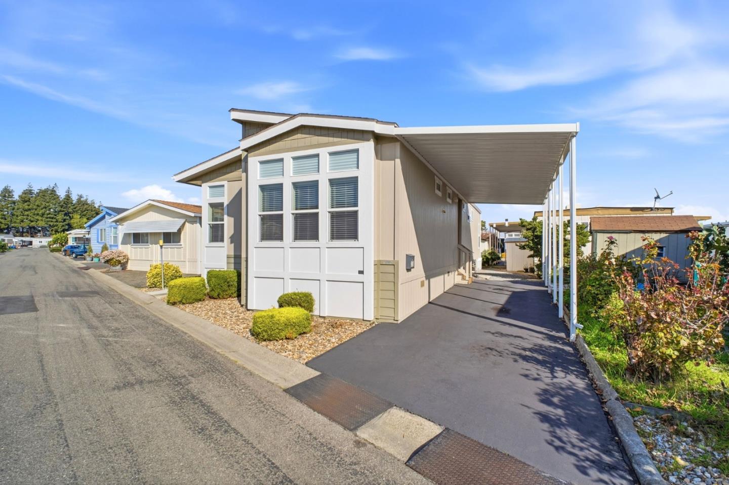 1200 W Winton Avenue