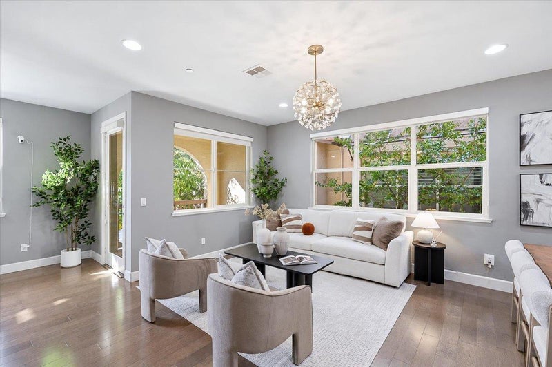 316 Fair Oaks Ave