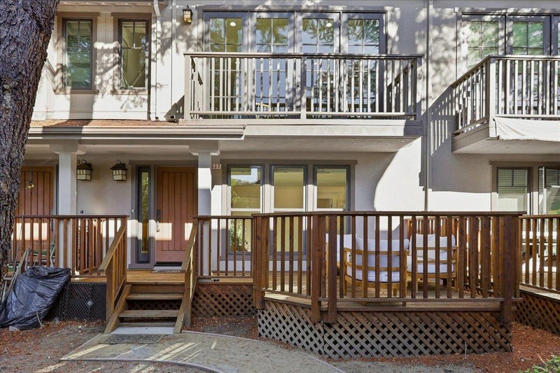 1537 Hummingbird Place