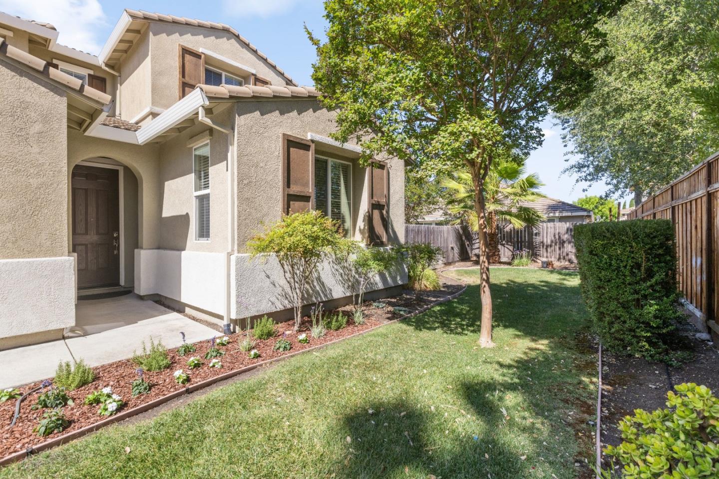 1251 Jicarilla Place