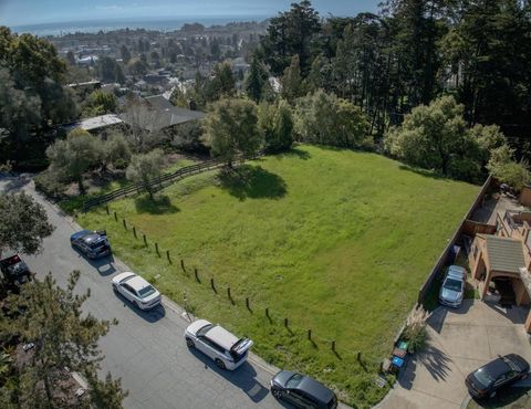 Tiny photo for 112 Hillcrest Terrace, SANTA CRUZ, CA 95060 (MLS # ML82034719)