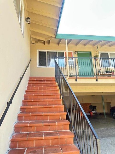 Photo of 1950 Ivy Street, SAN MATEO, CA 94403 (MLS # ML82026122)